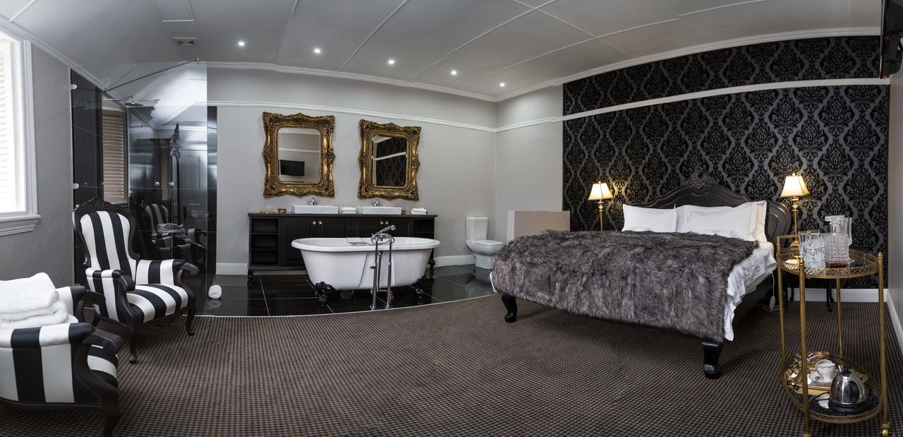The Kingsman Boutique Hotel Burgersdorp Buitenkant foto