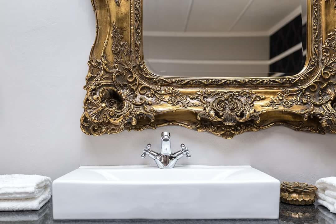 The Kingsman Boutique Hotel Burgersdorp Buitenkant foto