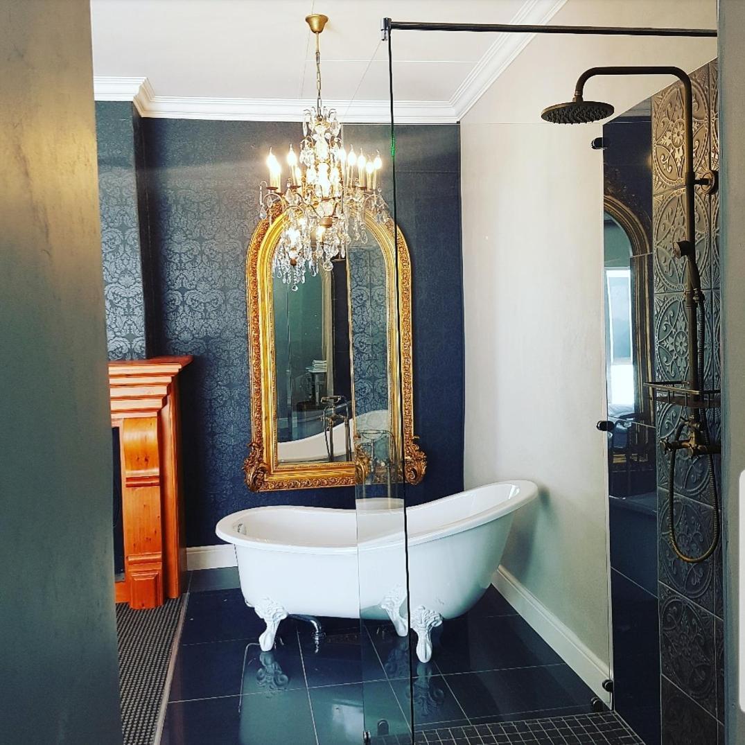 The Kingsman Boutique Hotel Burgersdorp Buitenkant foto
